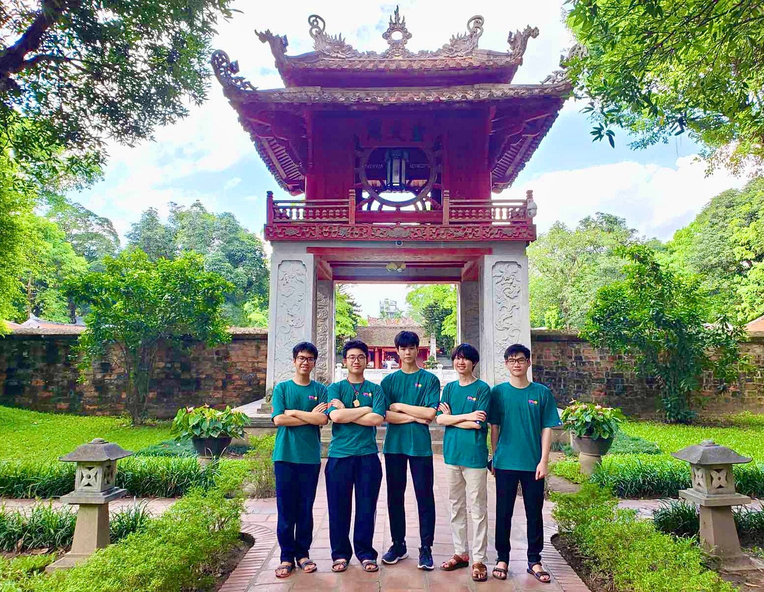Việt Nam giành 2 Huy chương Vàng Olympic Vật lý quốc tế, xếp tốp đầu kỳ thi -0