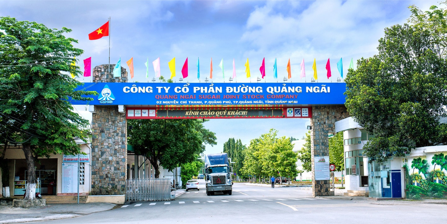 Đường Quảng Ngãi (QNS): Hàng tồn kho tăng đột biến, có gần 5.000 tỷ gửi ngân hàng vẫn gia tăng vay nợ -0