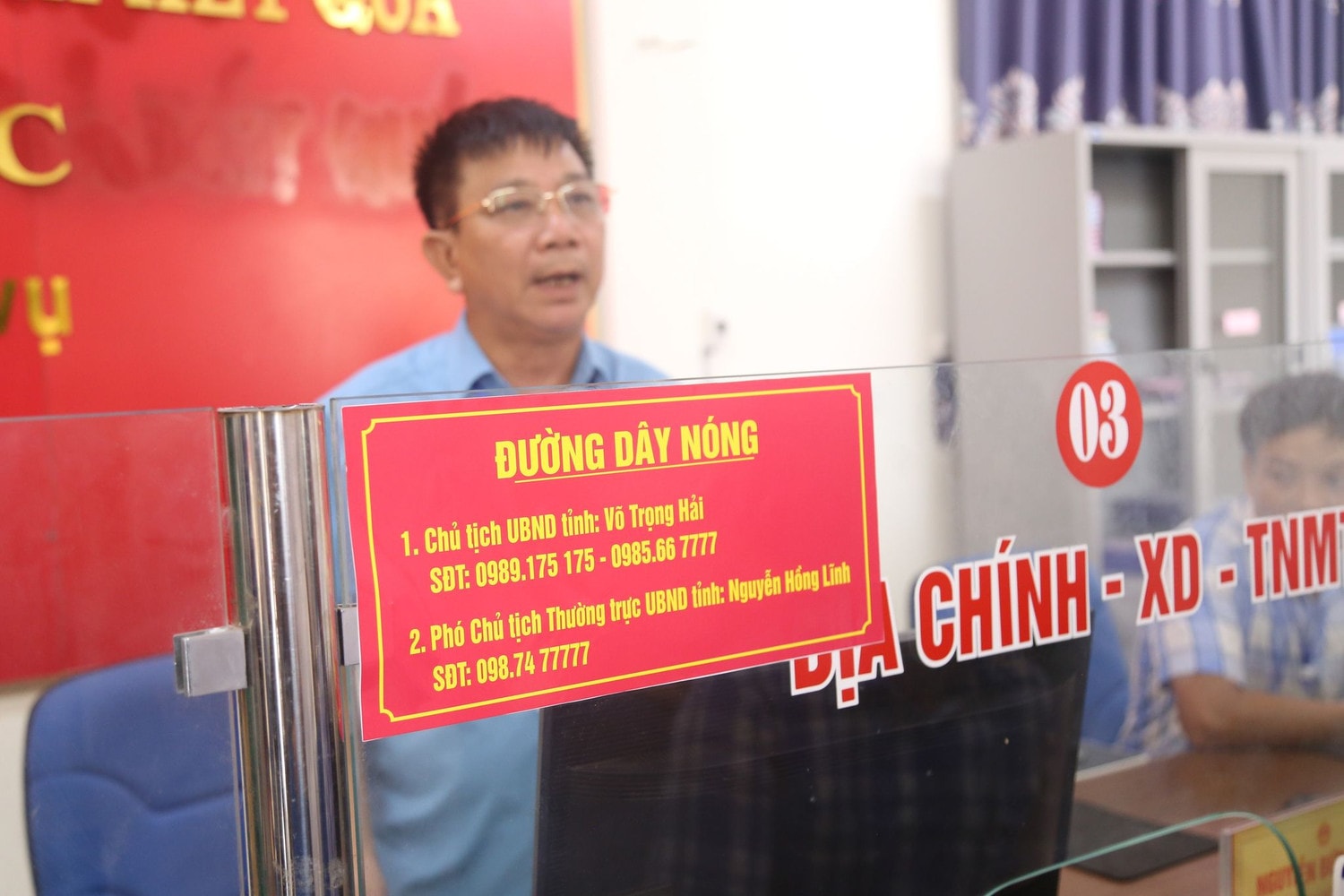 Chủ tịch tỉnh Hà Tĩnh gắn số điện thoại cá nhân làm đường dây nóng để tiếp nhận ý kiến của nhân dân -0