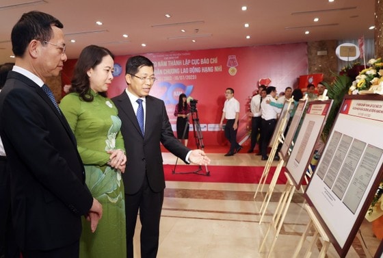 Cục Báo chí kỷ niệm 20 năm thành lập và đón nhận Huân chương Lao động hạng Nhì -0