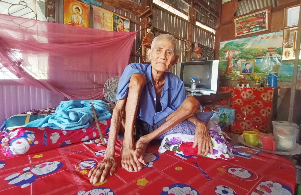 Cụ ông 90 tuổi mòn mỏi chờ nhận đất trồng lúa suốt 27 năm