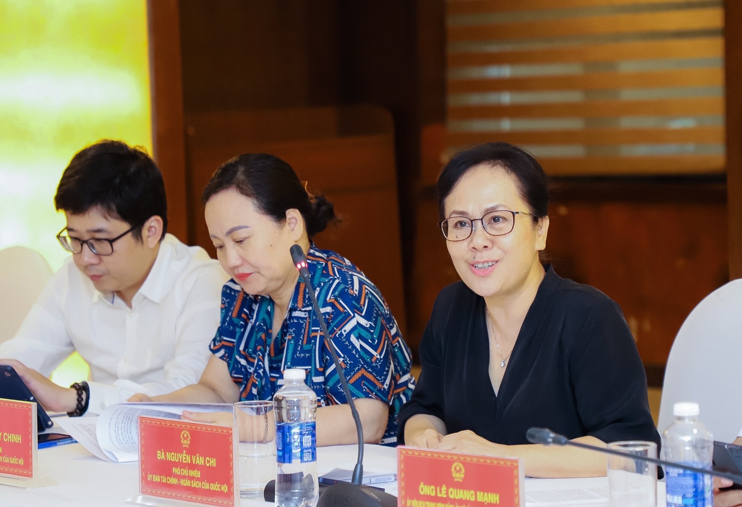 Các đại biểu tham dự buổi làm việc. ảnh Phạm Bằng