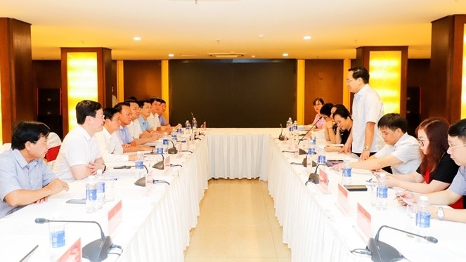 Toàn cảnh buổi làm việc. ảnh Phạm Bằng