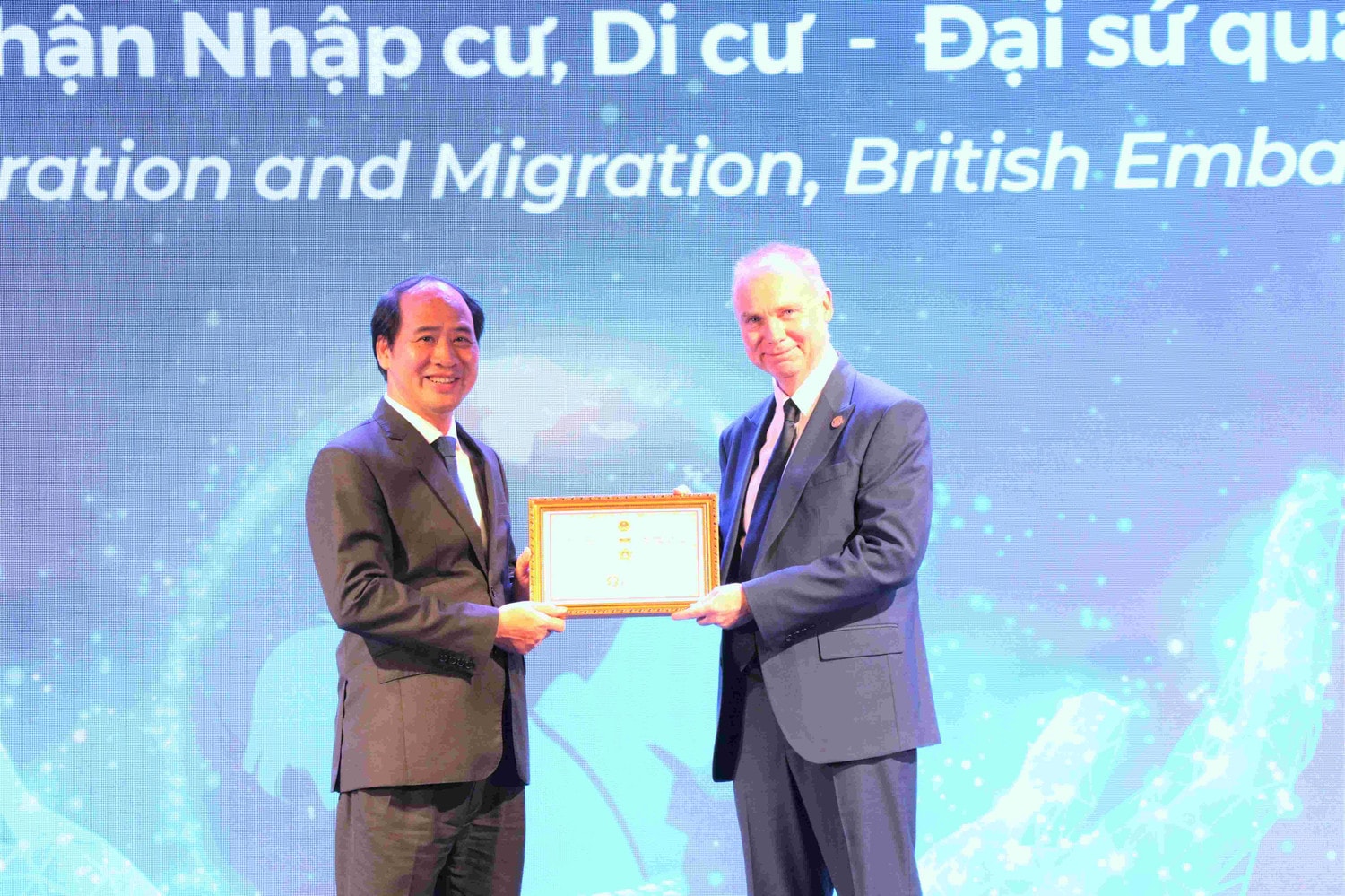 Không thể để tội ác mua bán người vẫn tiếp diễn -0