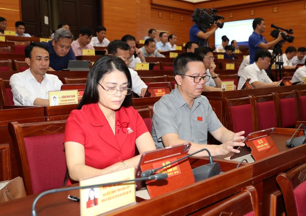 anh hy.jpg -0