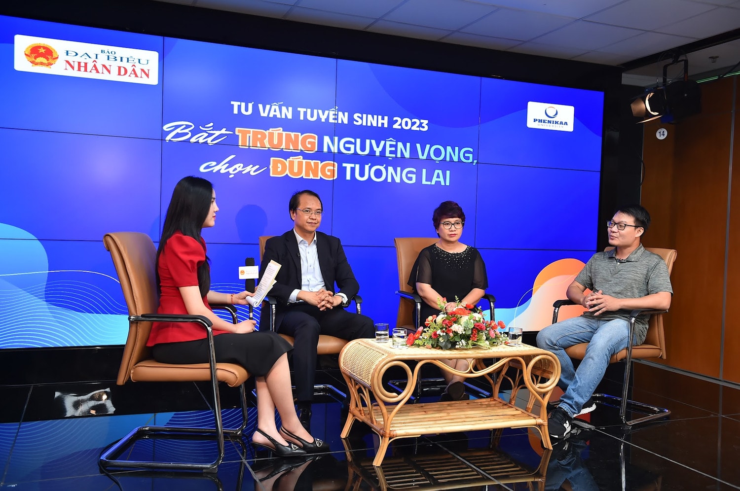 Phát triển tốt chuyên môn và nhân cách: Chìa khóa thành công cho sinh viên trong môi trường đại học -0