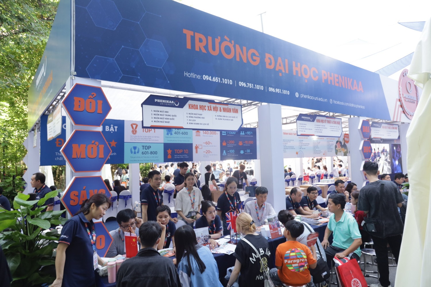 Trường ĐH Phenikaa tham gia Ngày hội xét tuyển nguyện vọng đại học, cao đẳng 2023 -0