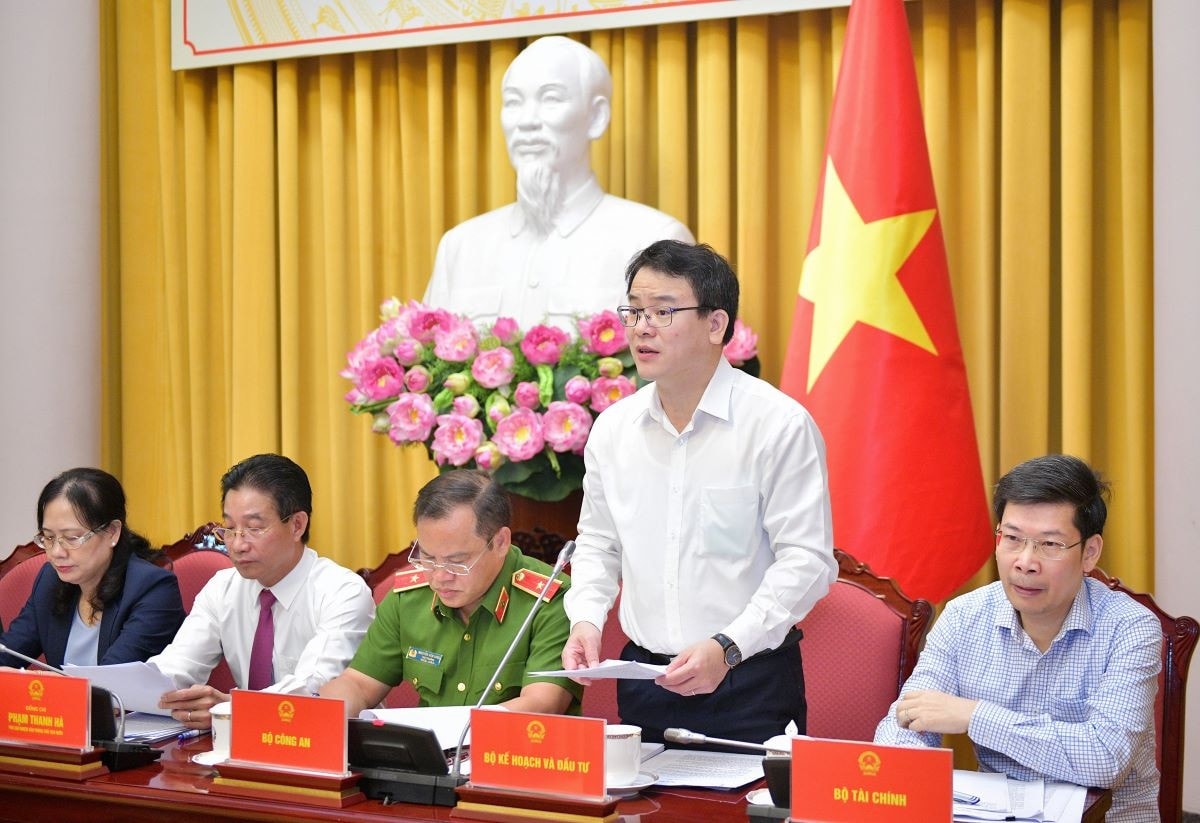Thứ trưởng Bộ Kế hoạch và Đầu tư Trần Quốc Phương giới thiệu các điểm mới của Luật Hợp tác xã năm 2023- Ảnh H.Ngọc