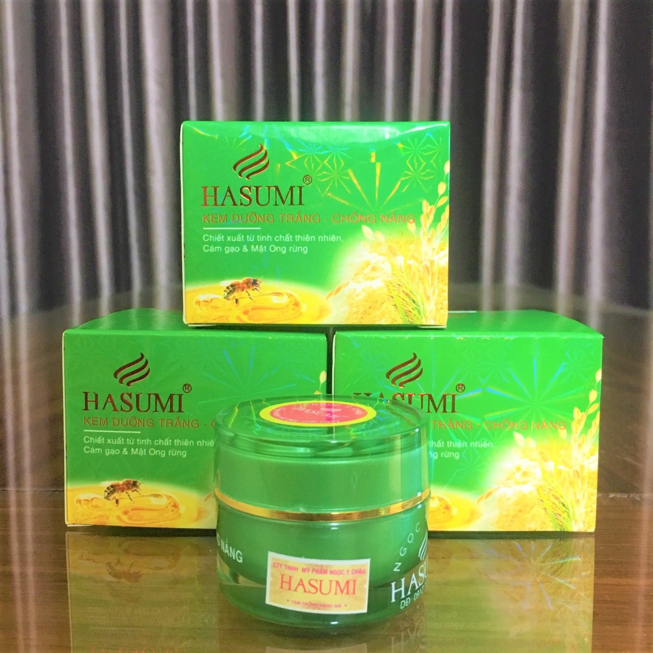 Mỹ phẩm kem dưỡng trắng chống nắng nhãn hàng HASUMI
