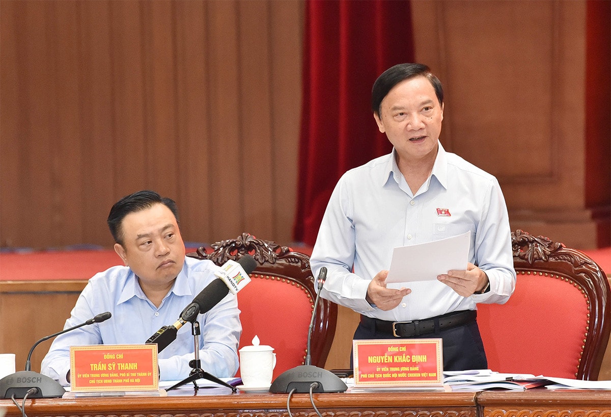 Chủ tịch Quốc hội Vương Đình Huệ: Phân quyền mạnh mẽ, nâng cao tính tự chủ, tự chịu trách nhiệm của chính quyền Thủ đô -4