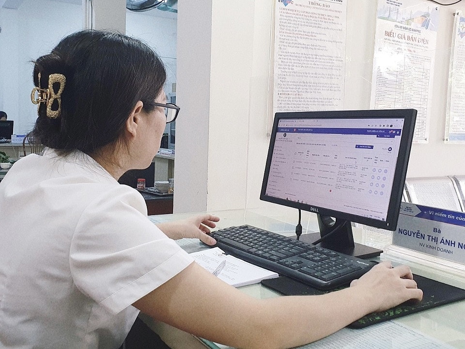  Số hoá hợp đồng mua bán điện mang lại nhiều lợi ích trong công tác kinh doanh và dịch vụ khách hàng -0