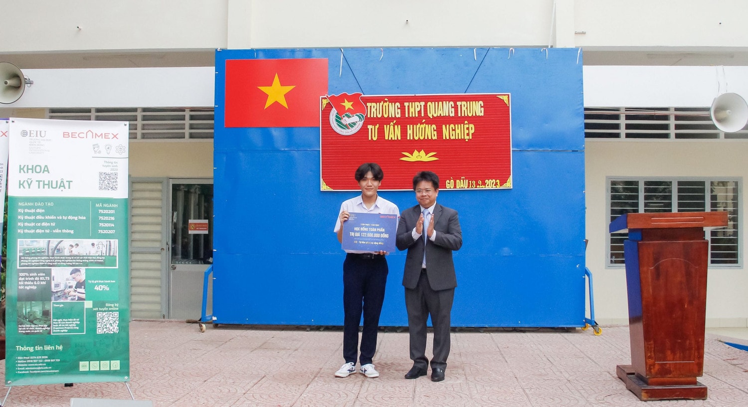 Thí sinh 27,1 điểm thi THPT 2023 quyết tâm trở thành tân sinh viên tại EIU ảnh 1