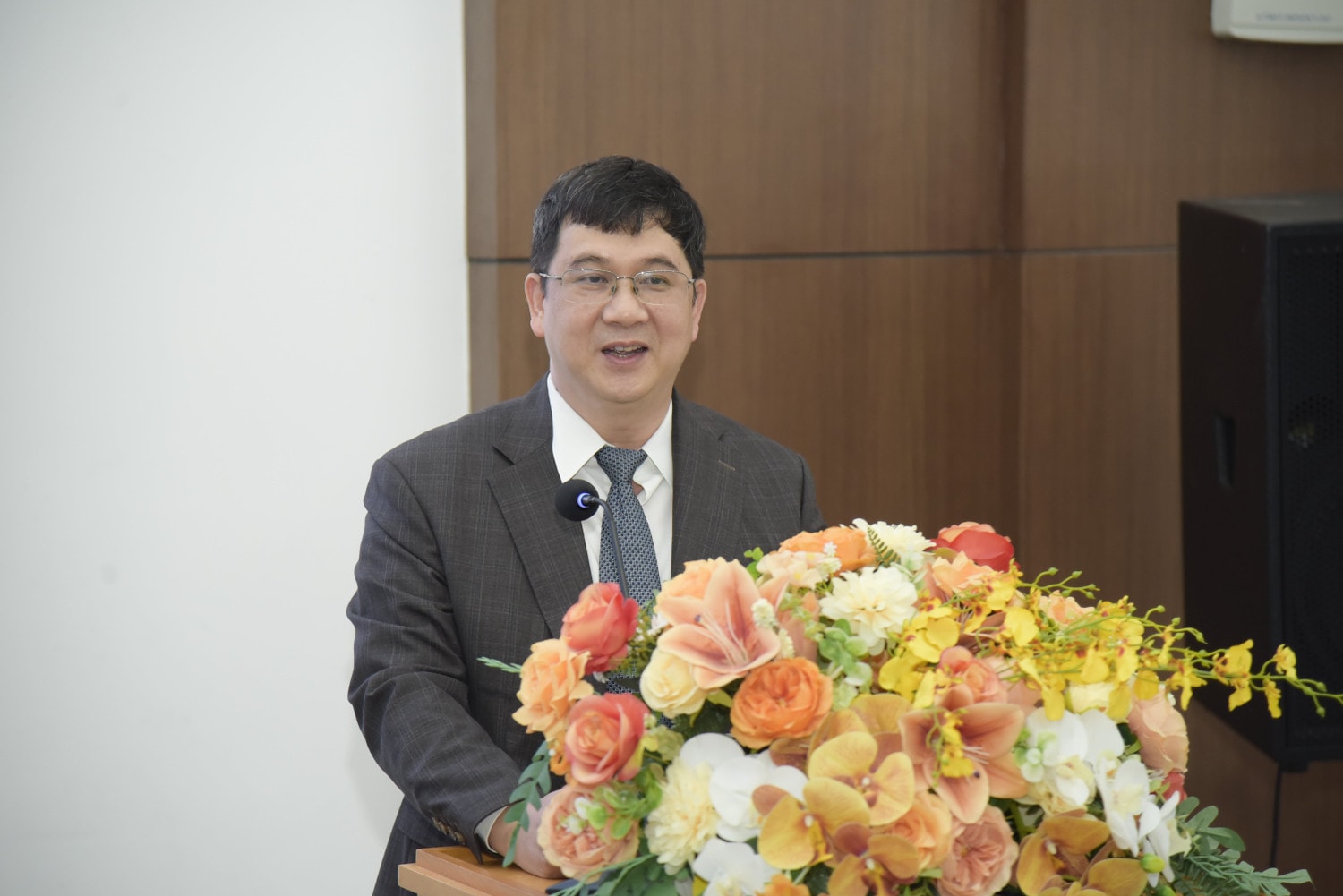 GS.TS Phạm Thành Huy, Hiệu trưởng Trường Đại học Phenikaa Nhiều khó khăn trong giảng dạy tiếng Anh tại các khu vực vùng sâu, vùng xa -0