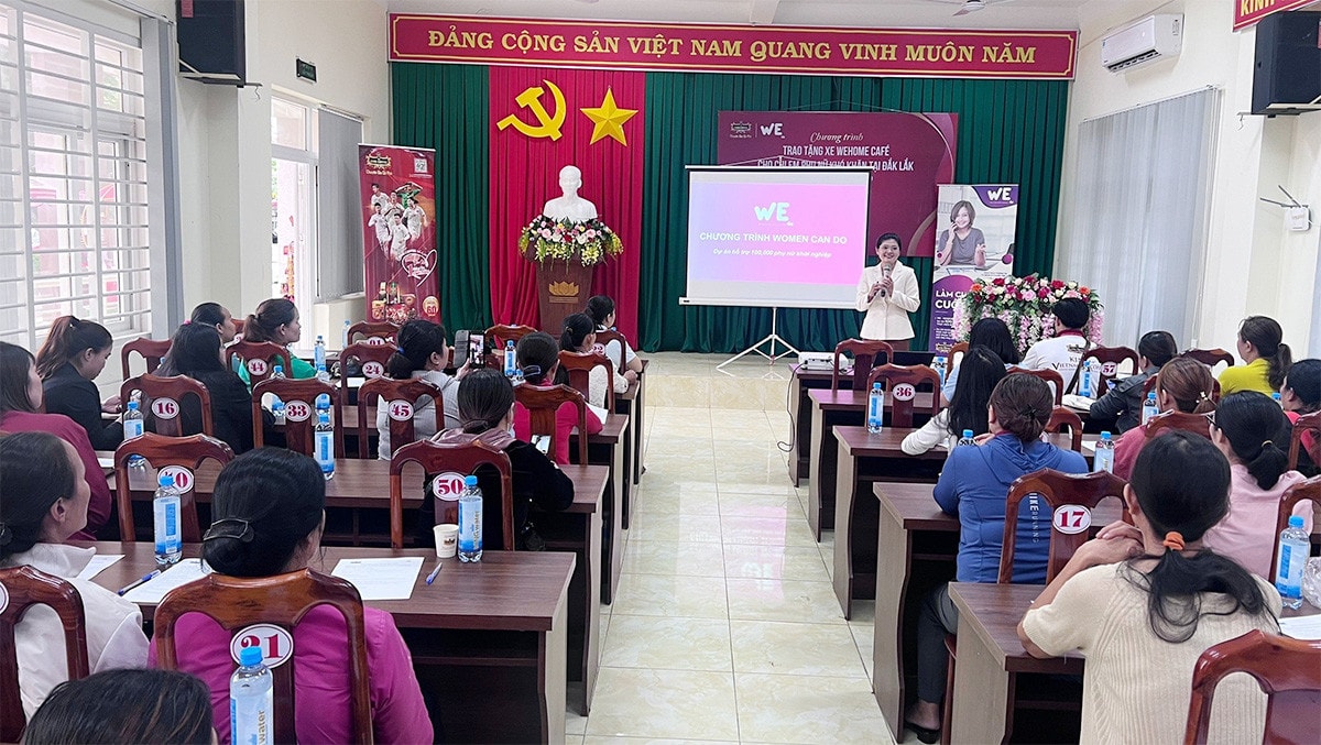 Bà Lê Hoàng Diệp Thảo khởi động chương trình trao tặng 150 xe WeHome Café cho phụ nữ khó khăn tại tỉnh Đắk Lắk -5