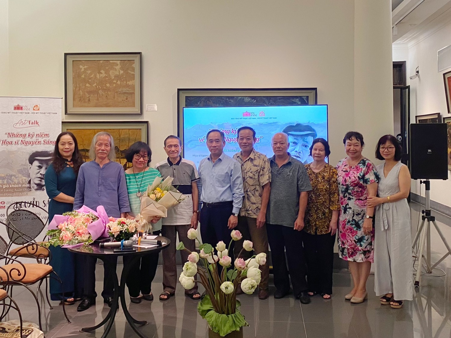 Những kỷ niệm xúc động về họa sĩ Nguyễn Sáng -0