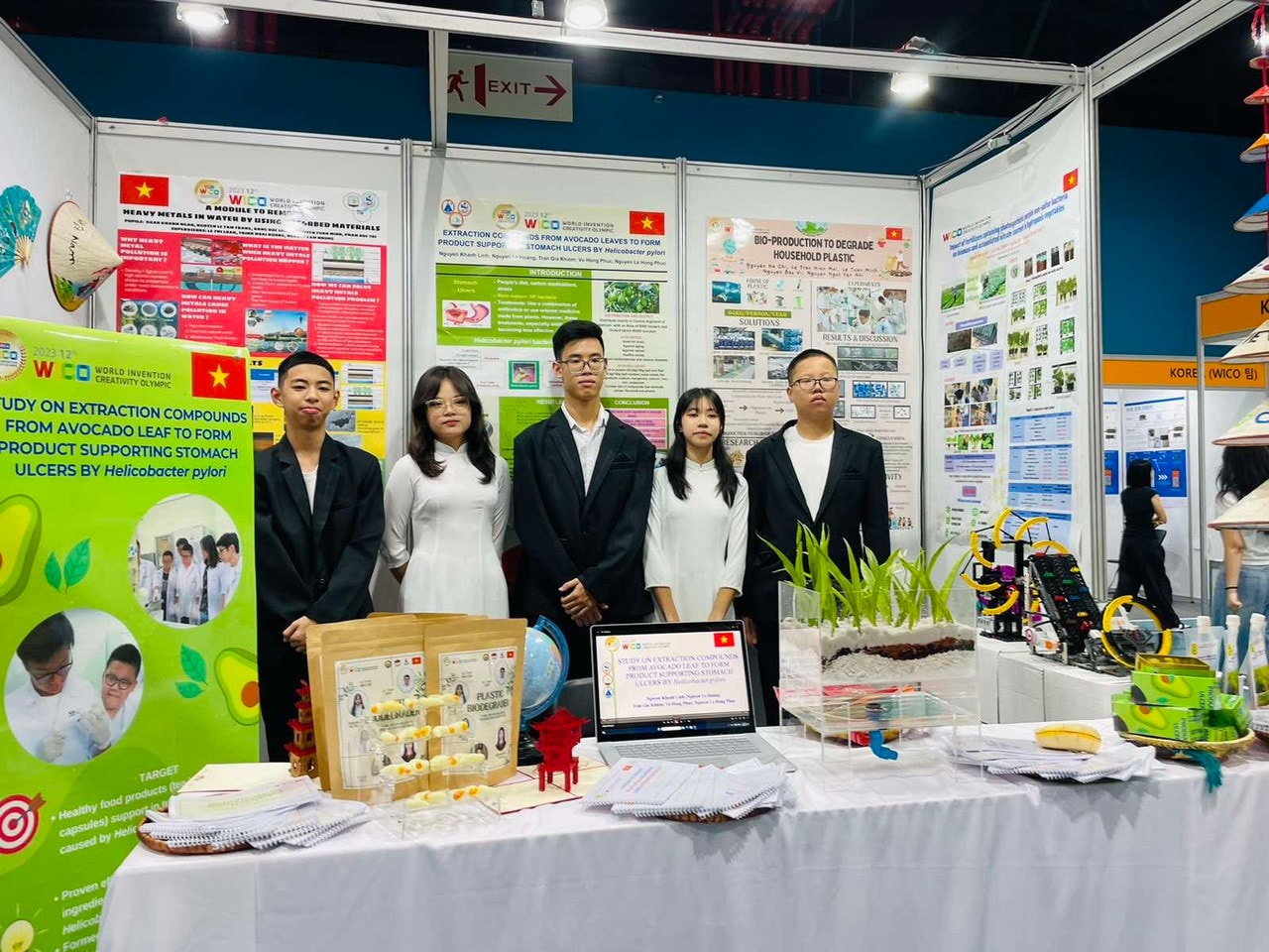 Học sinh Việt Nam đạt huy chương Vàng cuộc thi WICO -0