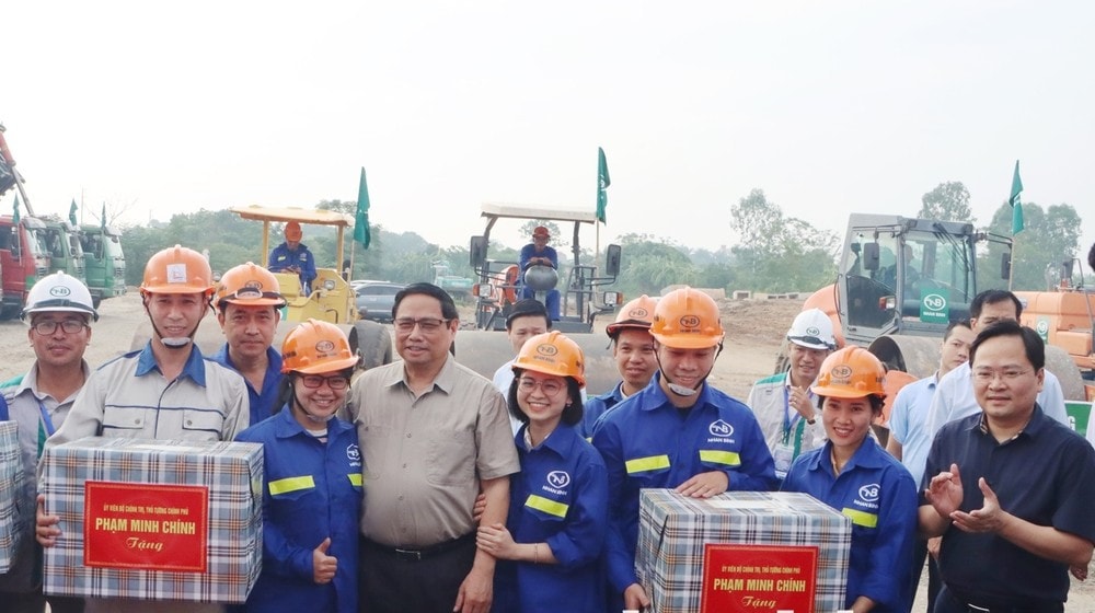 Thủ tướng Chính phủ Phạm Minh Chính dự lễ khởi công dự án các đường tỉnh Bắc Ninh