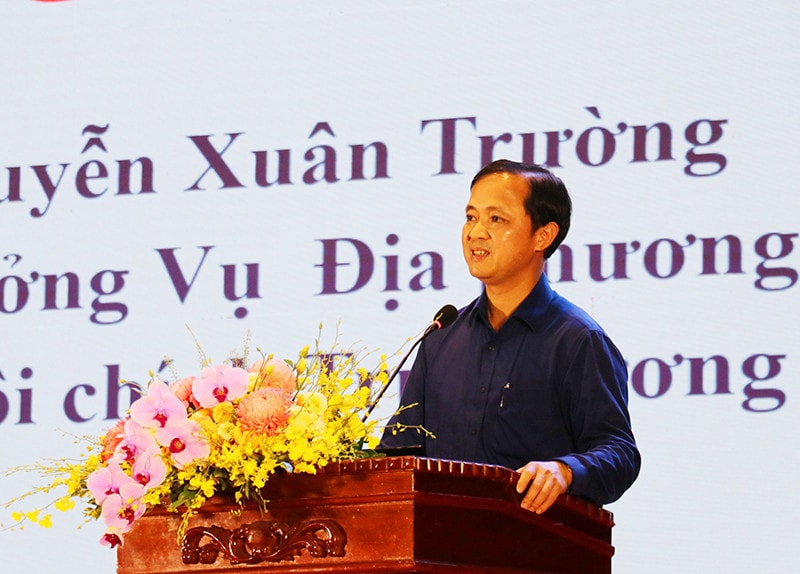 Nghệ An: Giới thiệu cuốn sách của Tổng Bí thư Nguyễn Phú Trọng cho người đứng đầu cấp ủy, chính quyền các xã, phường, thị trấn