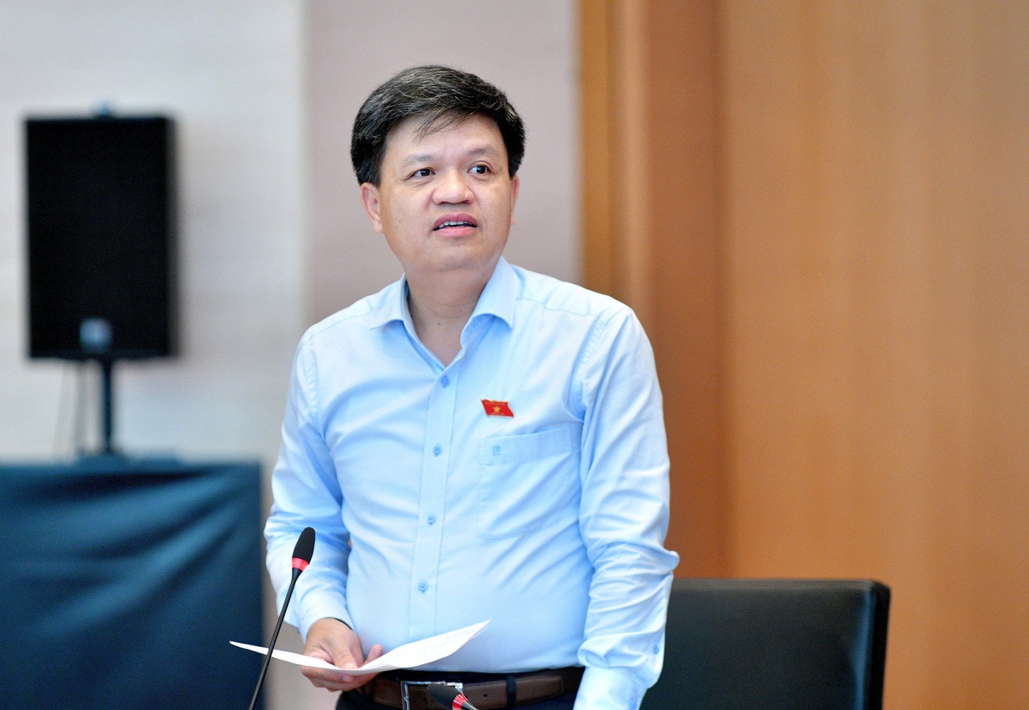 Phó Chủ nhiệm Ủy ban Khoa học, Công nghệ và môi trường Tạ Đình Thi nêu vấn đề