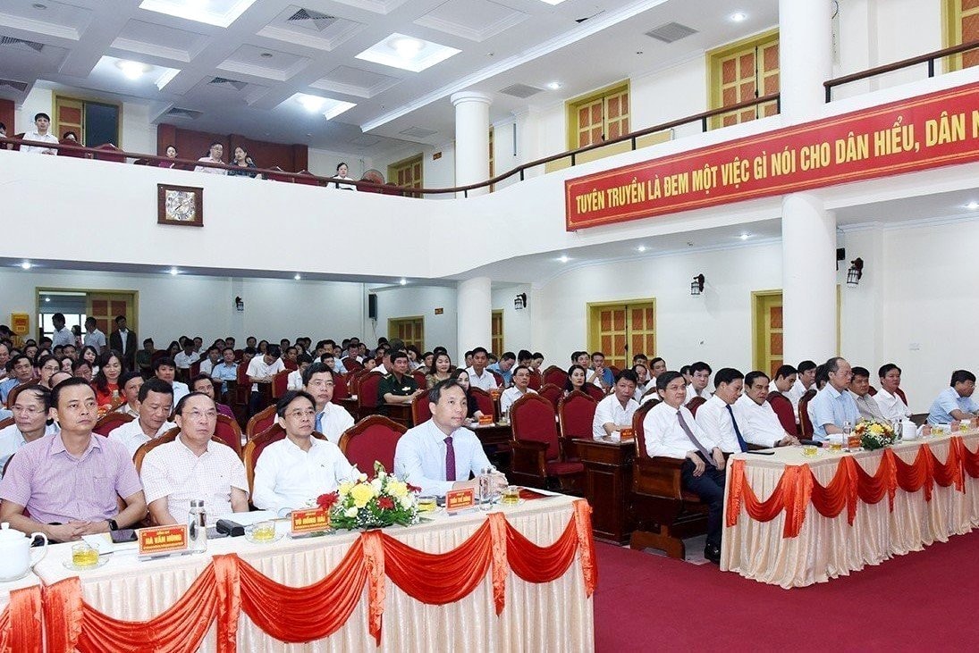 anh 2.jpg -0