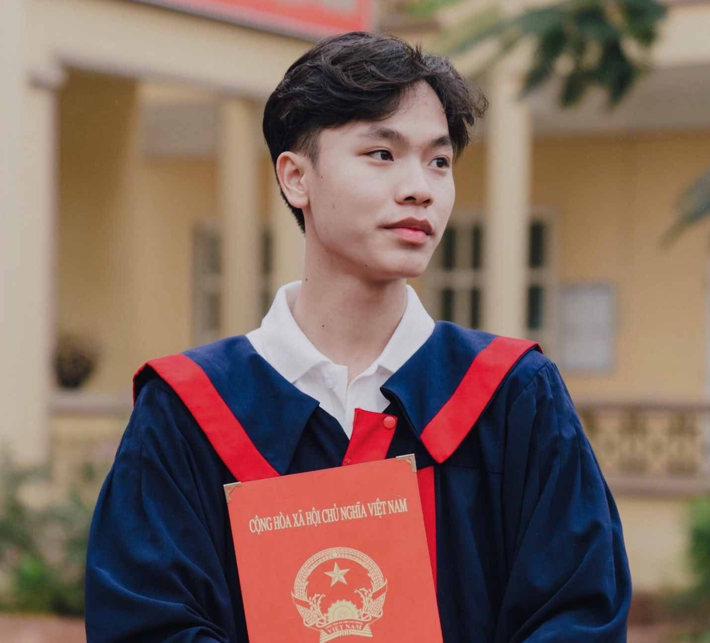 Thủ khoa khối C tỉnh Phú Thọ lựa chọn ngành Sư phạm văn Trường Đại học Sư phạm Hà Nội -0