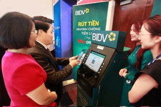 BIDV TIÊN PHONG TRIỂN KHAI DỊCH VỤ RÚT TIỀNVIETQR CASH -0