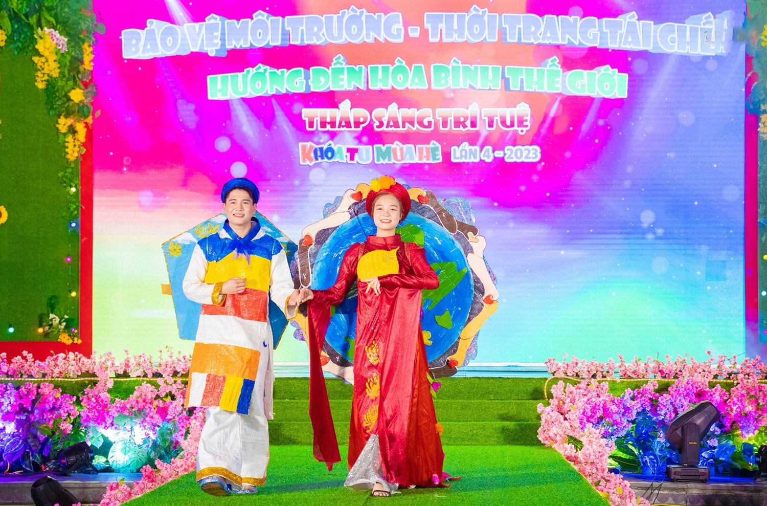 Bài 2: Thông điệp gìn giữ cội nguồn văn hóa dân tộc và hòa bình thế giới -1