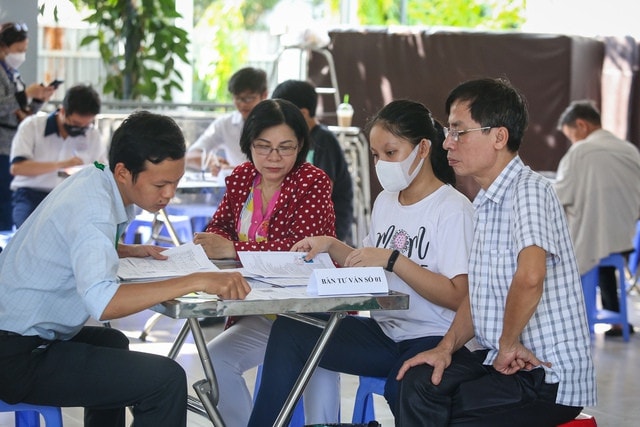 TP. Hồ Chí Minh: Hơn 1.000 hồ sơ xét tuyển bổ sung lớp 10 công lập -0