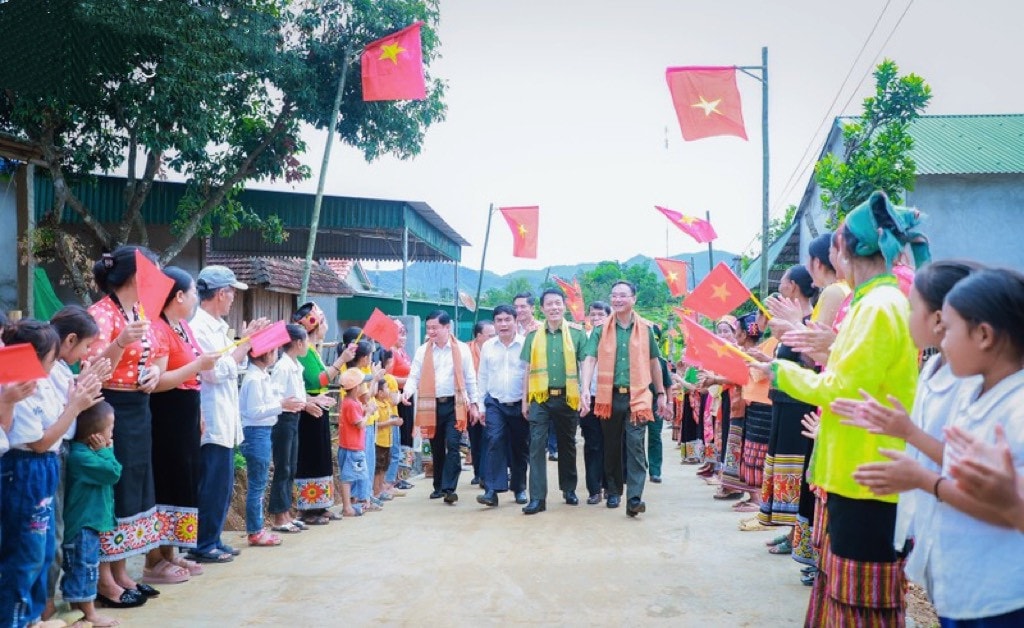 Hoàn thành xây dựng 2.820 căn nhà cho người nghèo, người khó khăn về nhà ở tại Nghệ An -0
