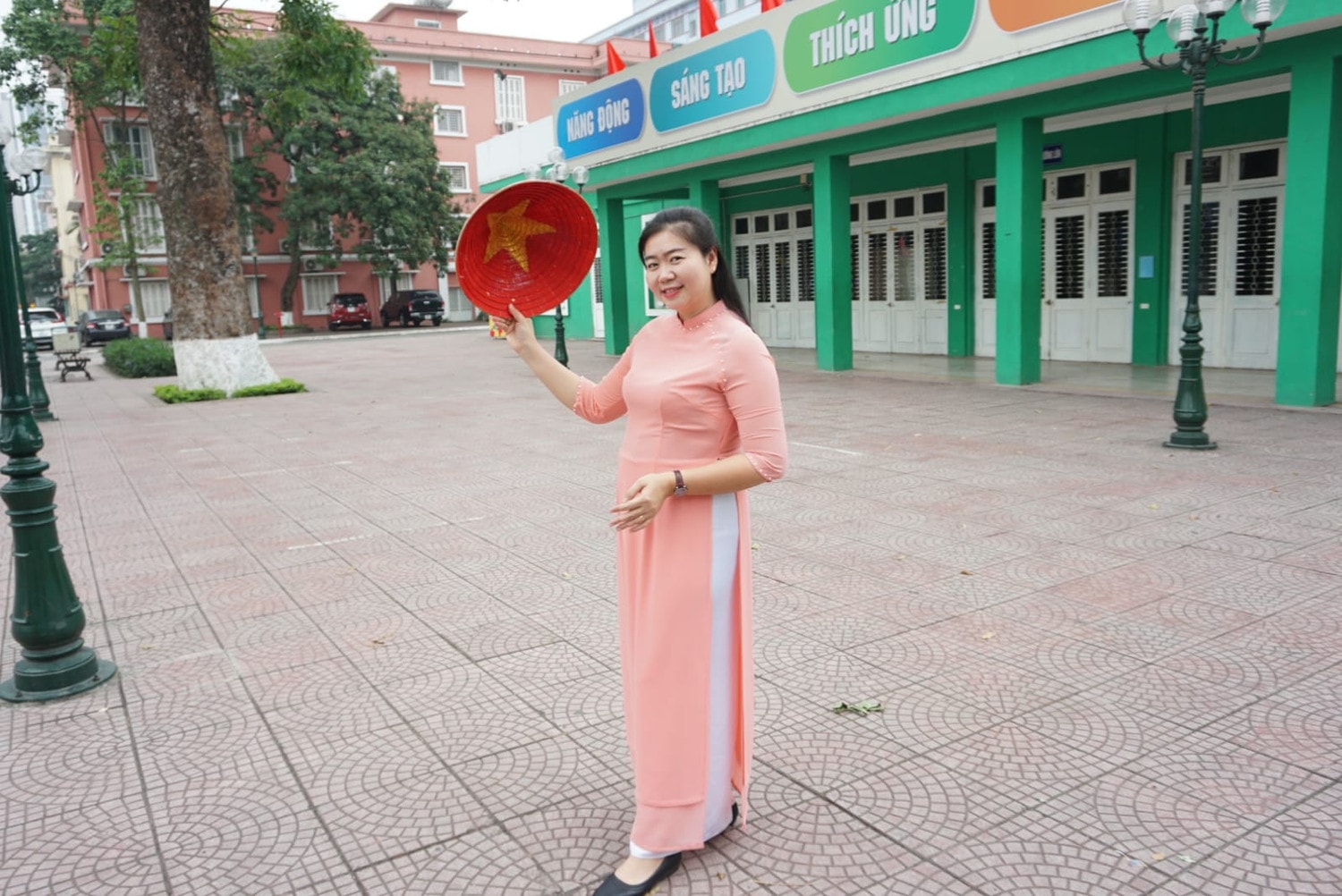 Nữ học viên người Lào kể tình yêu đặc biệt với Việt Nam -0