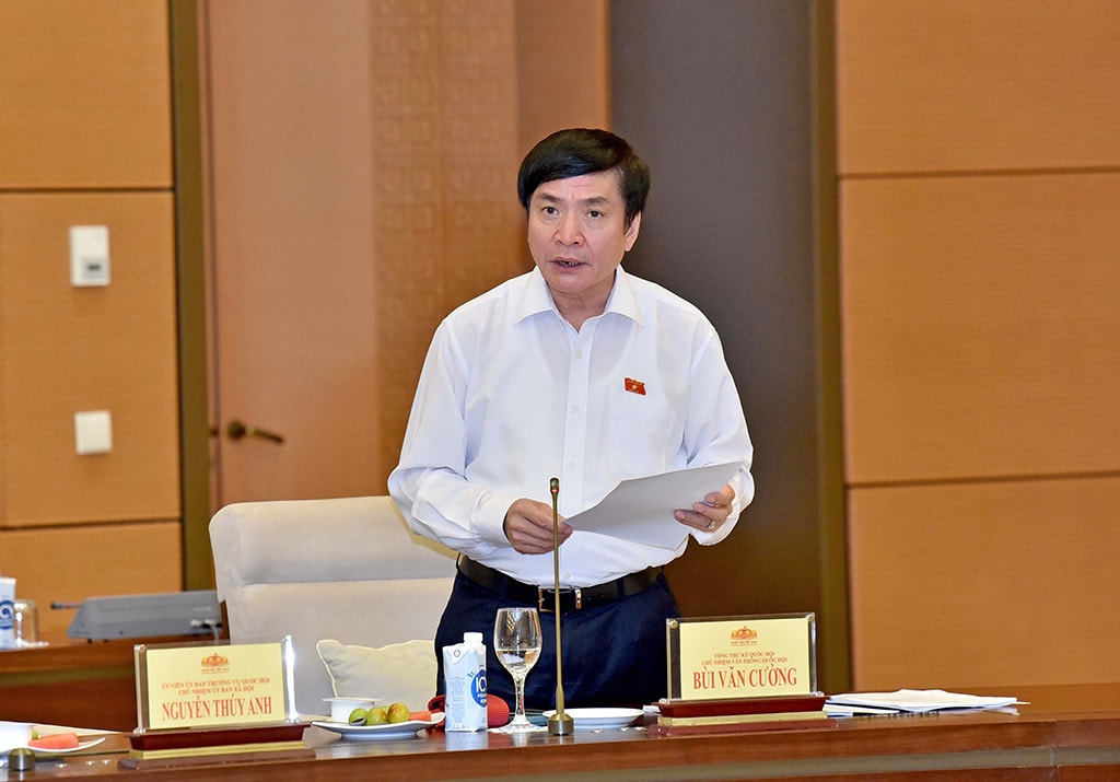 Chủ tịch Quốc hội Vương Đình Huệ chủ trì cuộc họp về công tác chuẩn bị phiên chất vấn tại Phiên họp của Ủy ban Thường vụ Quốc hội -0