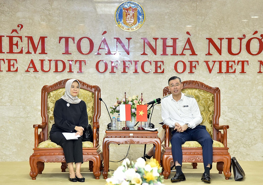 Tổng Kiểm toán nhà nước Ngô Văn Tuấn tiếp Chủ tịch Ủy ban Kiểm toán Indonesia Isma Yatun -0