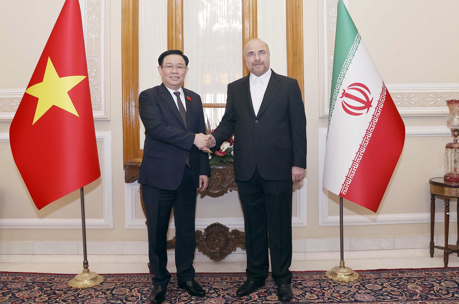Một số hình ảnh Chủ tịch Quốc hội Vương Đình Huệ đến Thủ đô Tehran, bắt đầu chuyến thăm chính thức Cộng hoà Hồi giáo Iran