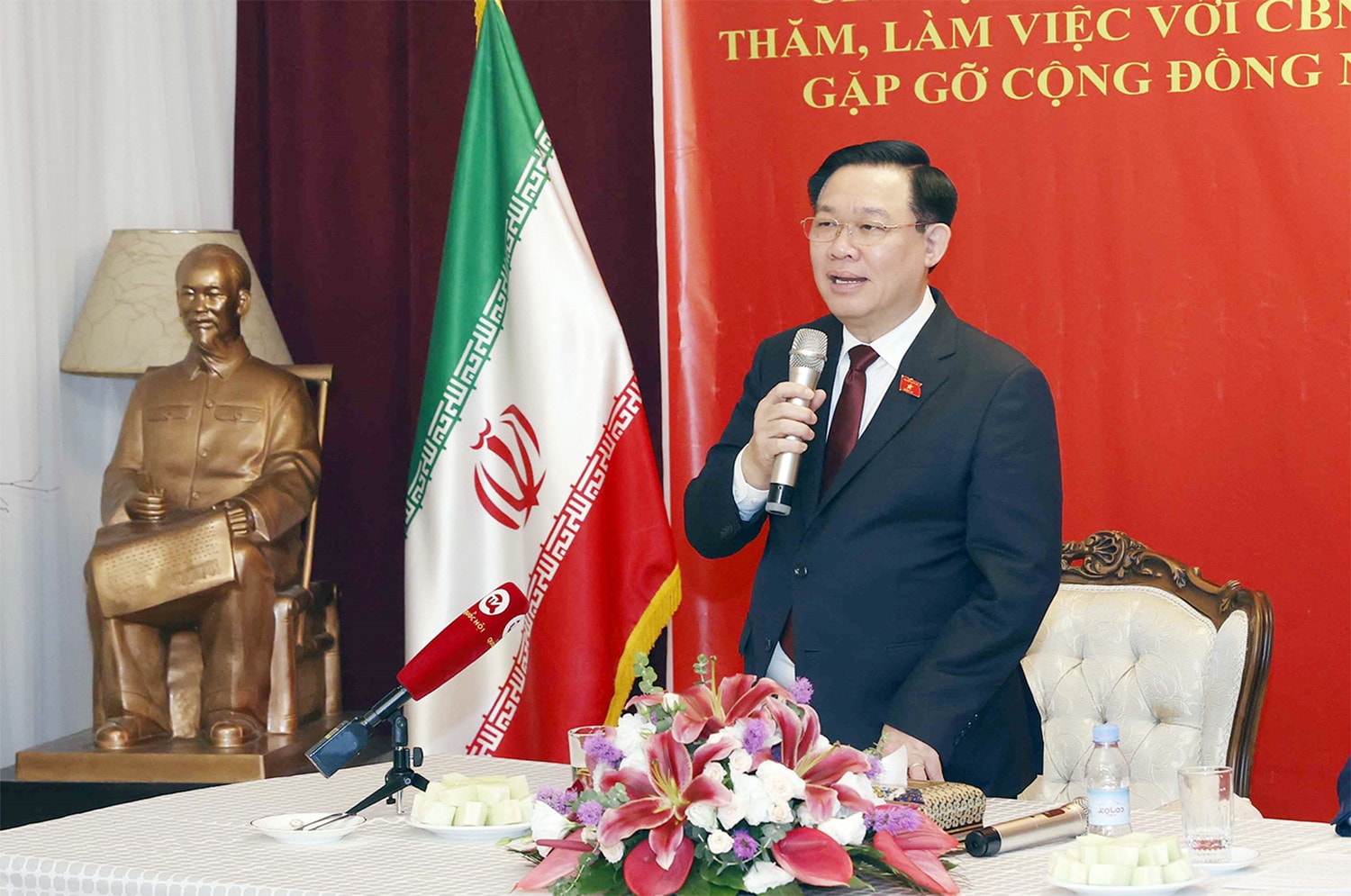 Một số hình ảnh Chủ tịch Quốc hội Vương Đình Huệ đến Thủ đô Tehran, bắt đầu chuyến thăm chính thức Cộng hoà Hồi giáo Iran
