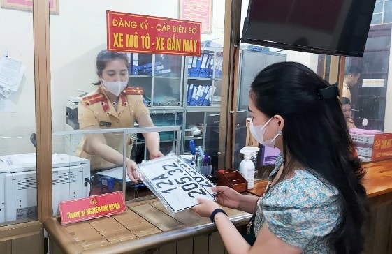 Chủ xe là tổ chức thì cấp và quản lý biển số định danh thế nào? -0
