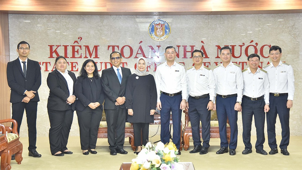 Tổng Kiểm toán nhà nước Ngô Văn Tuấn tiếp Chủ tịch Ủy ban Kiểm toán Indonesia Isma Yatun -0