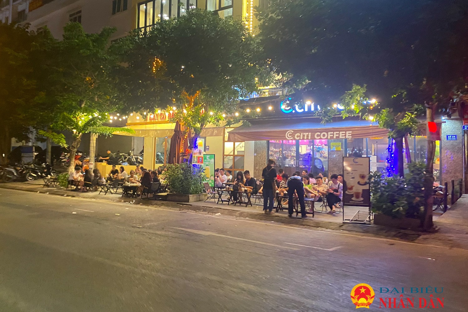 Phường Thụy Khuê: Vi phạm trật tự đô thị rất nghiêm trọng ven hồ Tây -0