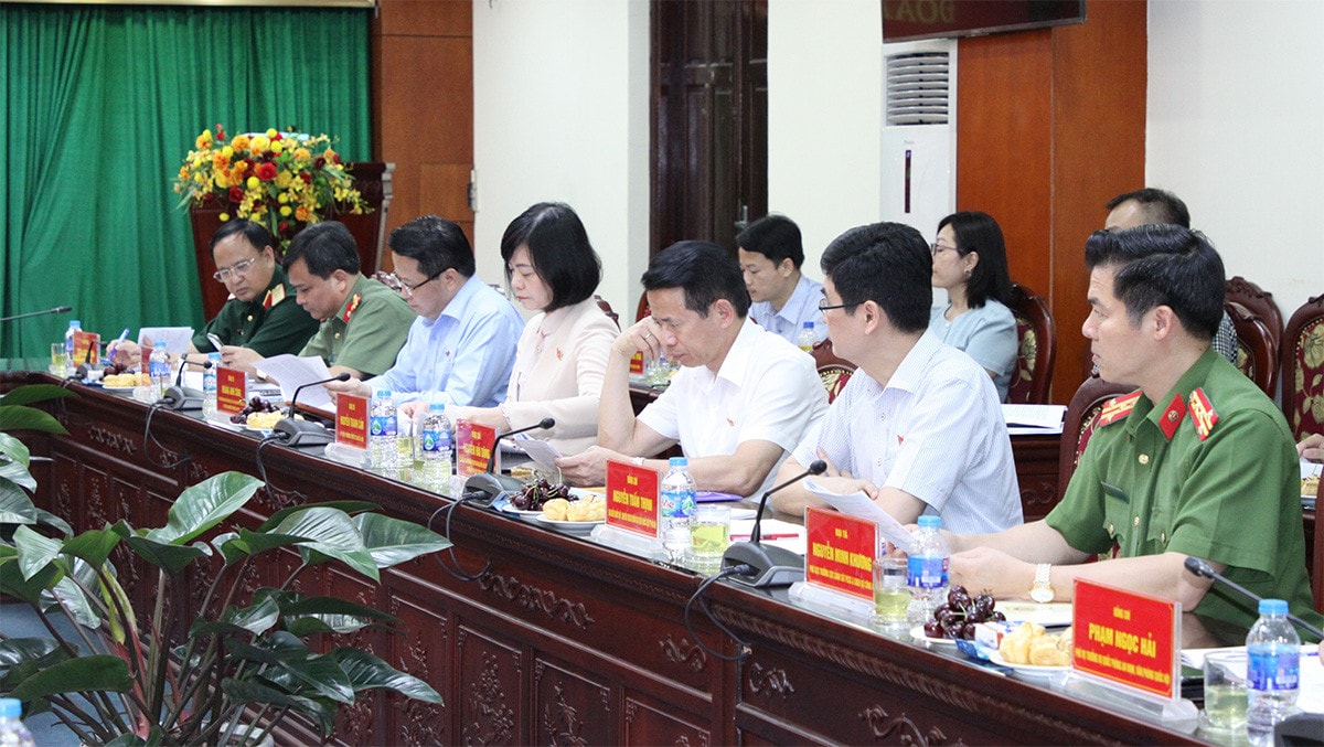 Đoàn giám sát của Ủy ban Quốc phòng và An ninh làm việc với UBND quận Hoàng Mai, TP. Hà Nội -1