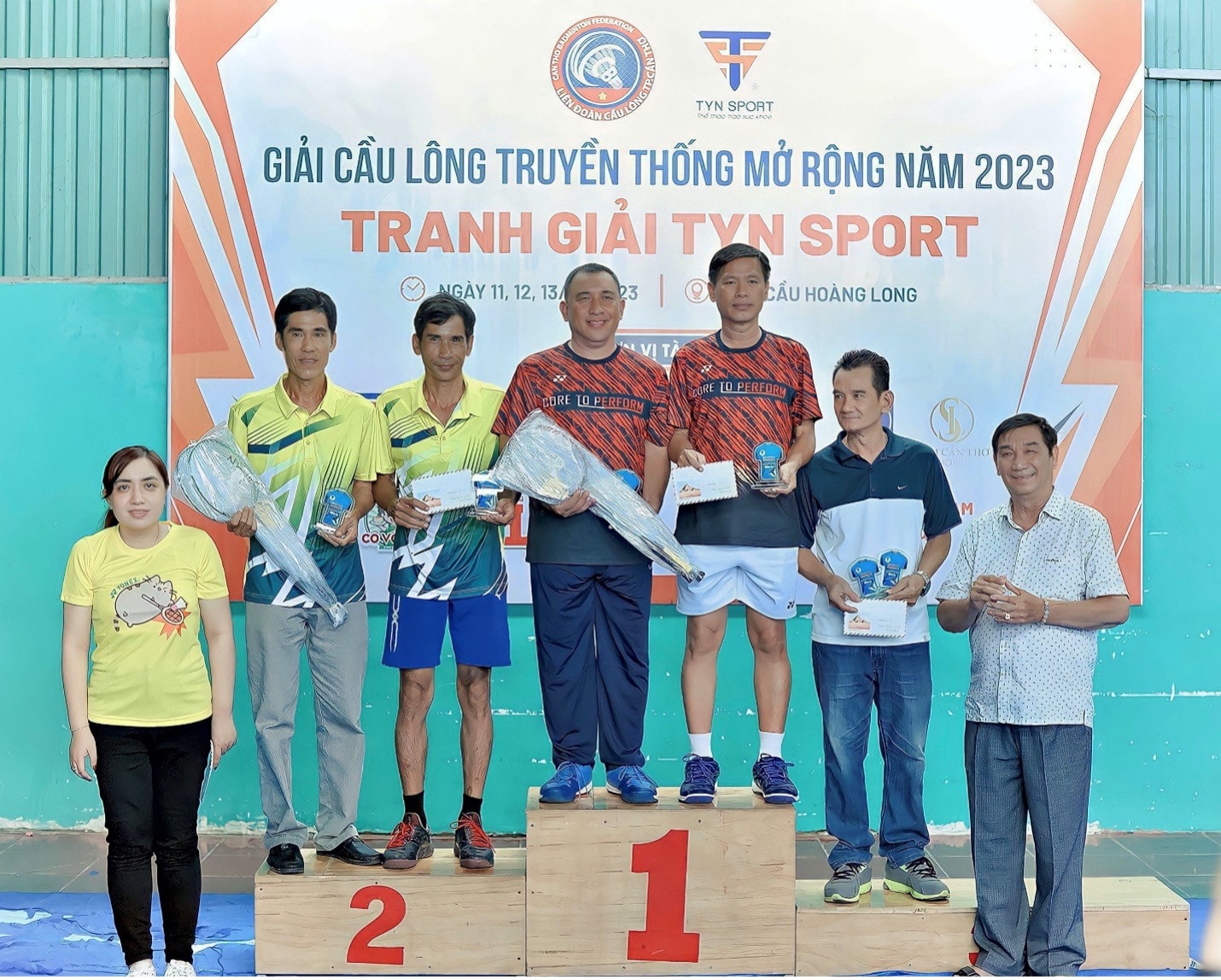 TP. Cần Thơ: Hơn 300 vận động viên tham gia giải cầu lông truyền thống mở rộng năm 2023