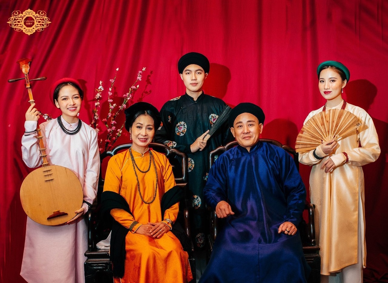 Ỷ Vân Hiên mong muốn đưa cổ phục trở lại với đời sống hiện đại