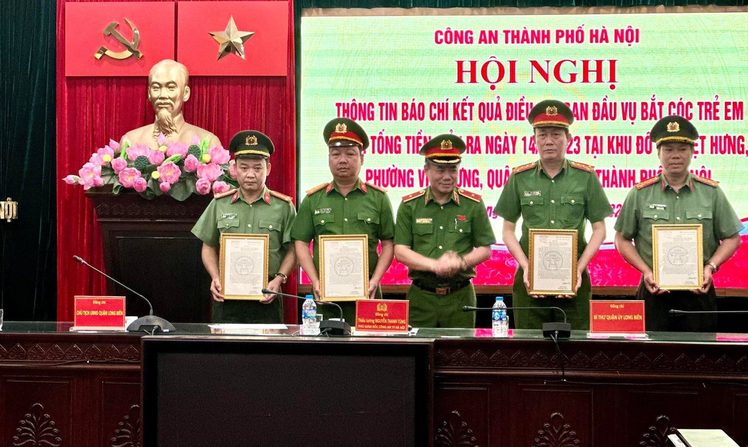 Phá án sau hơn 9 giờ đồng hồ -0