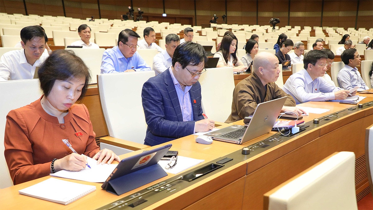 Chủ tịch Quốc hội Vương Đình Huệ: Khắc phục kịp thời hạn chế trước mắt, tạo chuyển biến thực chất, căn cơ lâu dài -2
