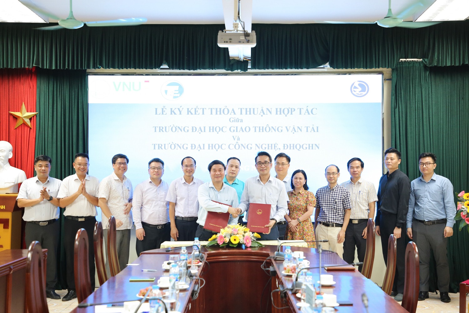 Trường Đại học Công nghệ và Trường Đại học Giao thông vận tải cùng hợp tác đào tạo -0