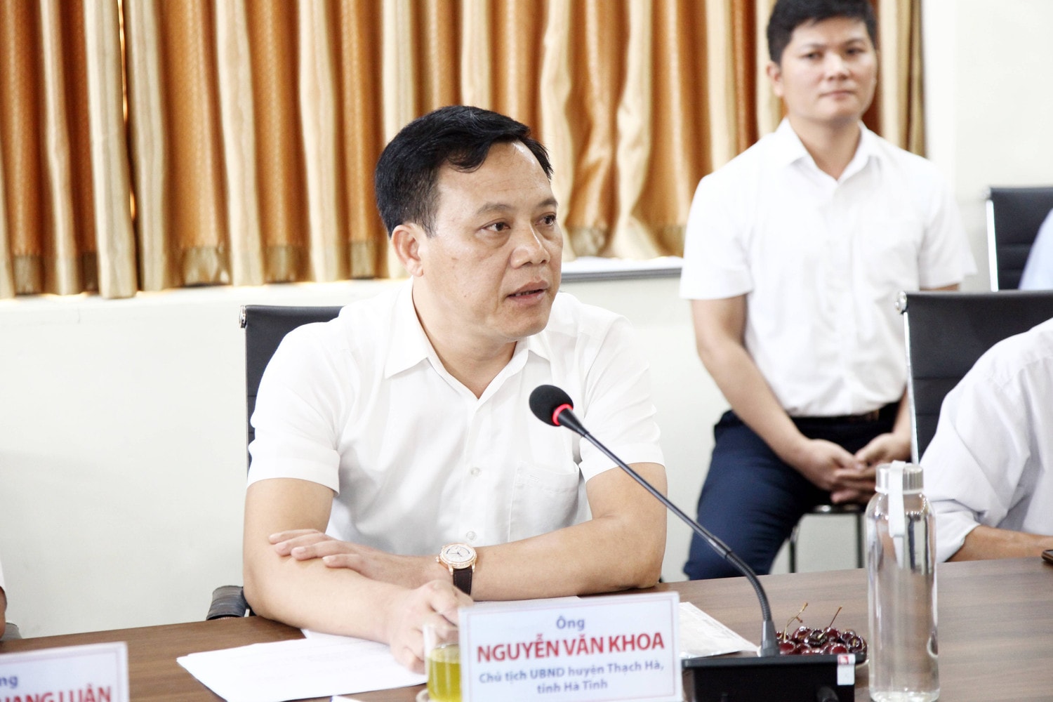 Chủ tịch UBND huyện Thạch Hà (Hà Tĩnh) Nguyễn Văn Khoa phát biểu tại tọa đàm Lựa chọn nào cho Mỏ Sắt lớn nhất Đông Nam Á -0