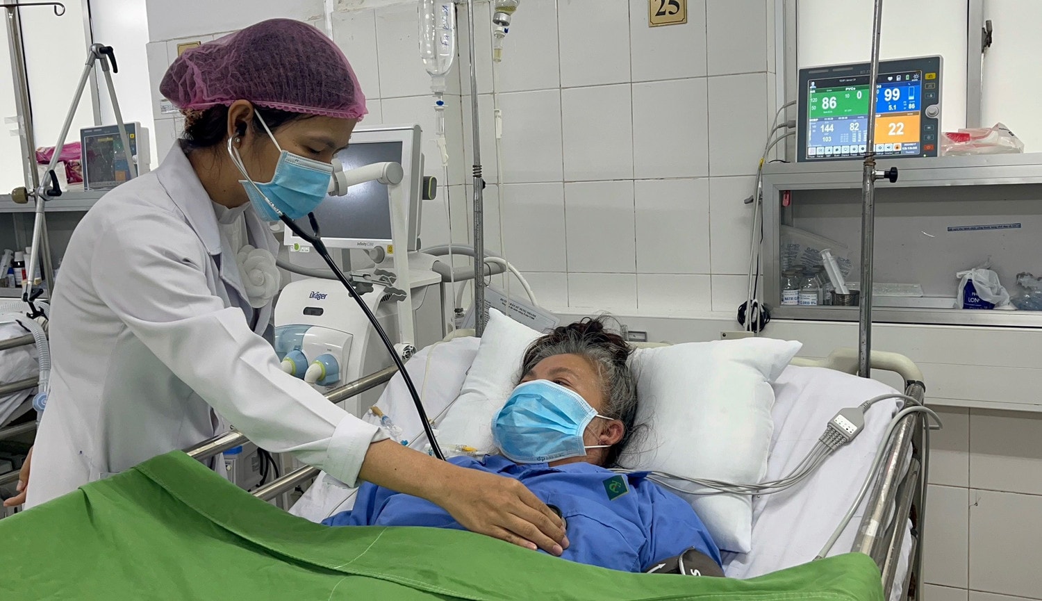 Báo động đỏ liên viện cứu sống bệnh nhân ngưng tuần hoàn hô hấp -0