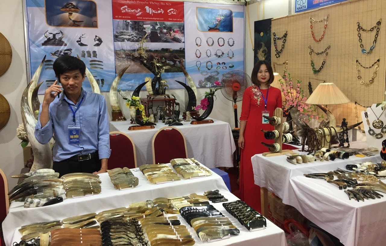 Hà Nội: Làng nghề Lược sừng Thụy Ứng có gì đặc biệt, hấp dẫn du khách? -0