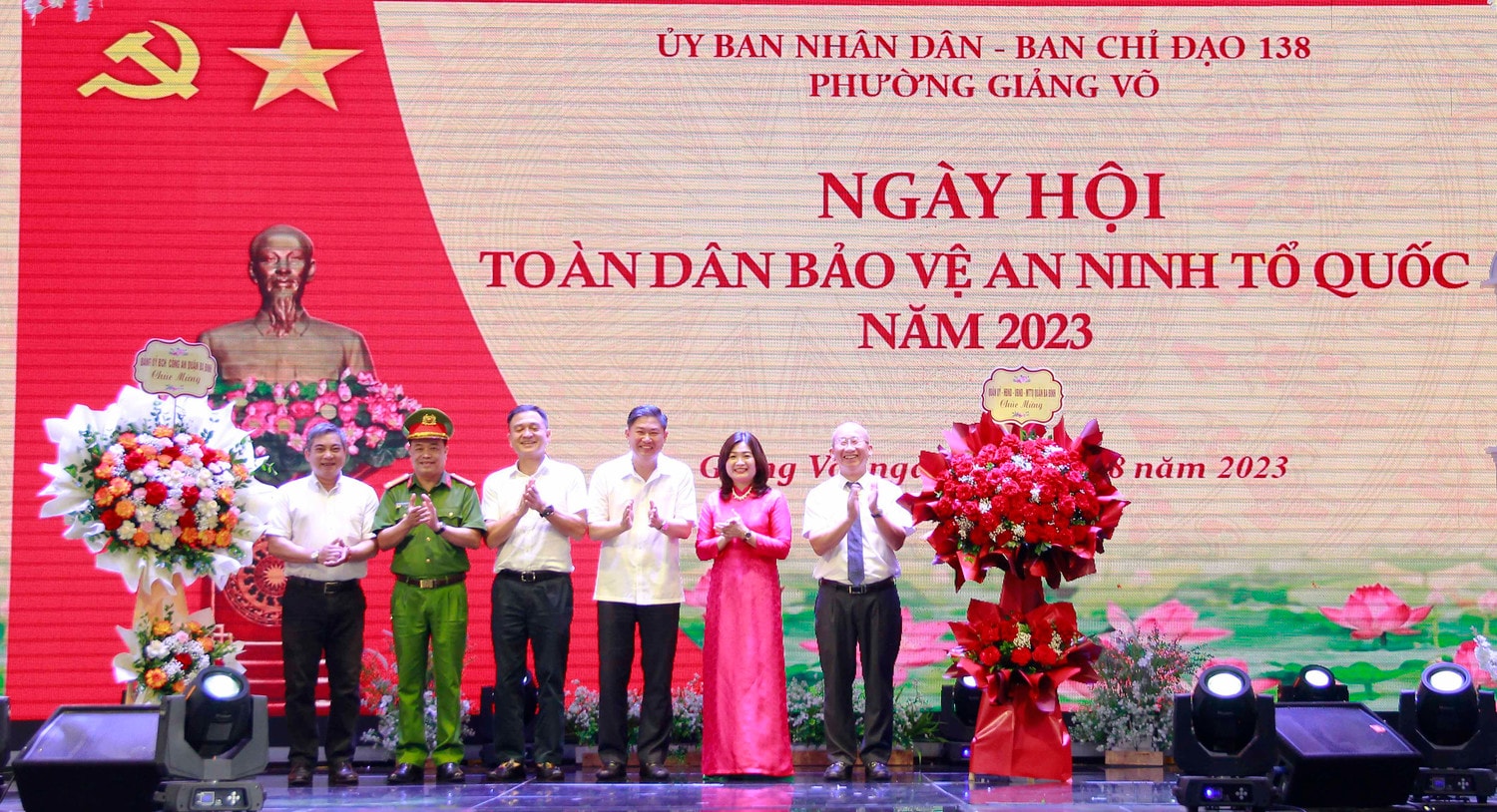 Hà Nội: Tưng bừng Ngày hội toàn dân bảo vệ an ninh Tổ quốc năm 2023 tại phường Giảng Võ ảnh 1 Phường Giảng Võ tưng bừng Ngày hội toàn dân bảo vệ an ninh tổ quốc năm 2023