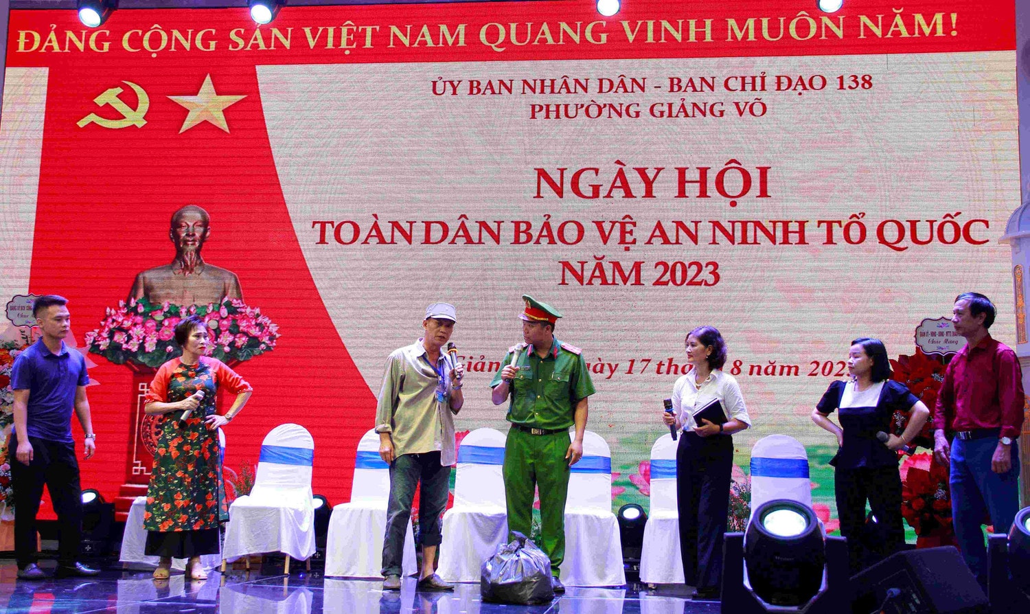 Phường Giảng Võ tưng bừng Ngày hội toàn dân bảo vệ an ninh tổ quốc năm 2023