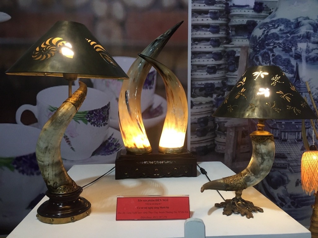 Khám phá nét đặc biệt, hấp dẫn của làng nghề lược sừng Thụy Ứng -0