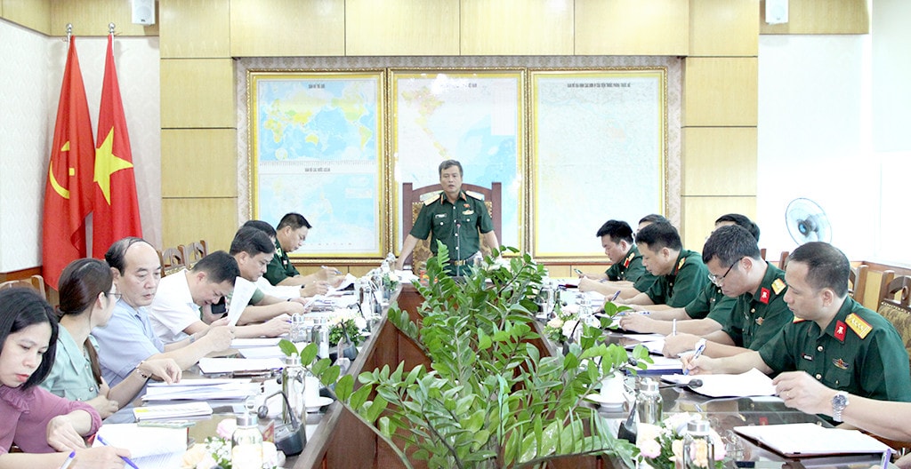 Đoàn khảo sát của Ủy ban Quốc phòng và An ninh làm việc với Viện Thuốc phóng thuốc nổ -0
